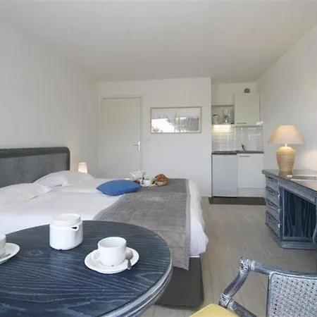 Louison & 3* Quiberon